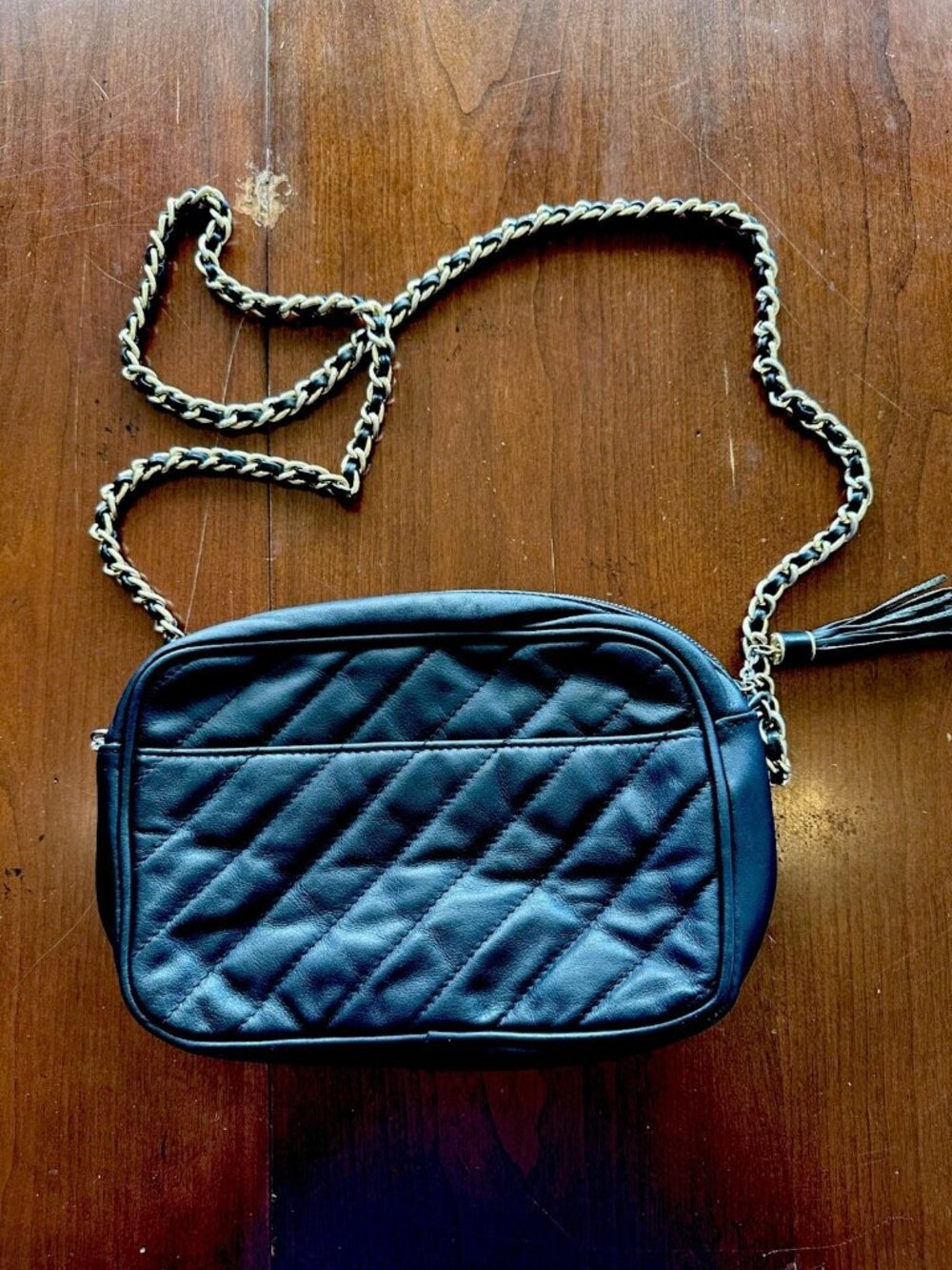 Giani Bernini Black Quilted Leather Crossbody Bag Gold Tone Chain Hardware